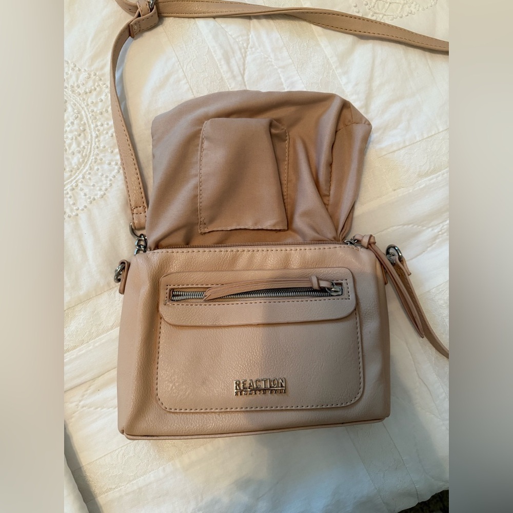 Kenneth Cole Reaction light pink Crossbody Bag with Adjustable Strap - Picture 7 of 9